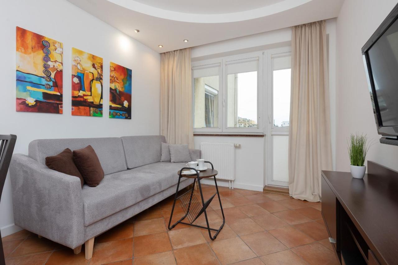 Cozy Apartment With Parking In Warsaw Ursus By Noclegi Renters المظهر الخارجي الصورة